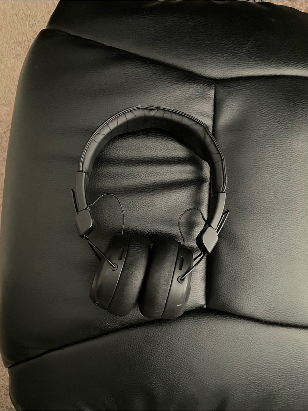 On-Ear Wireless Headphones — Black